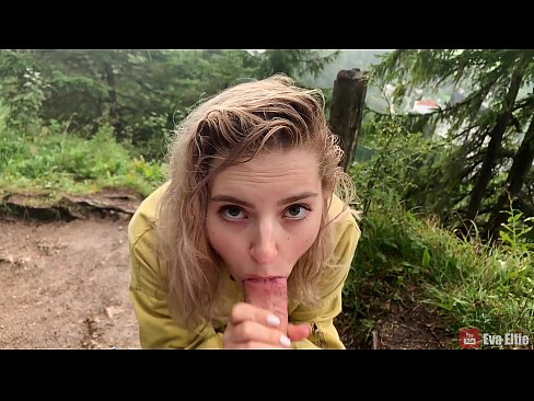 ❤️ 女孩在公共场合口交后吞下精液 - Eva Elfi ❤❌ Quality porn